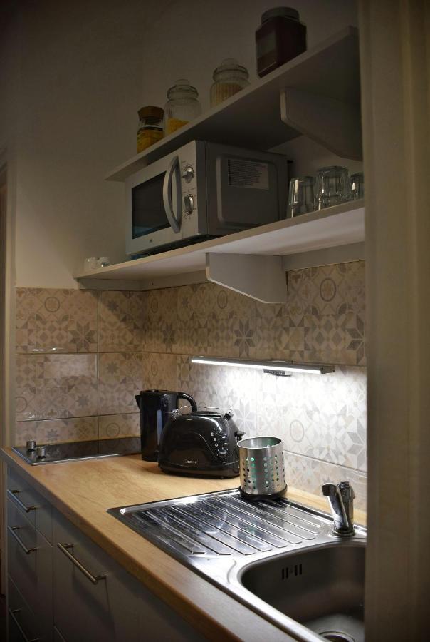 Helikon 31 Apartman เคสเท ภายนอก รูปภาพ