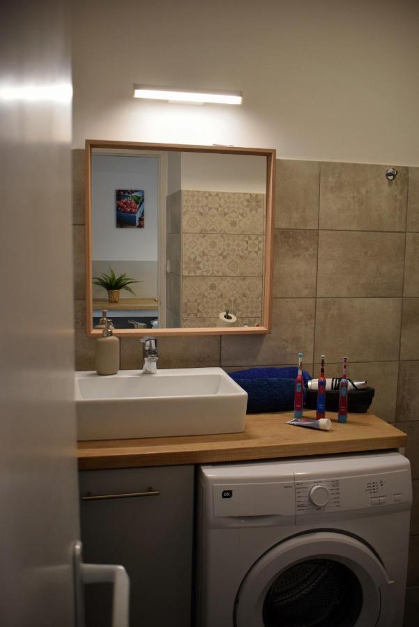 Helikon 31 Apartman เคสเท ภายนอก รูปภาพ